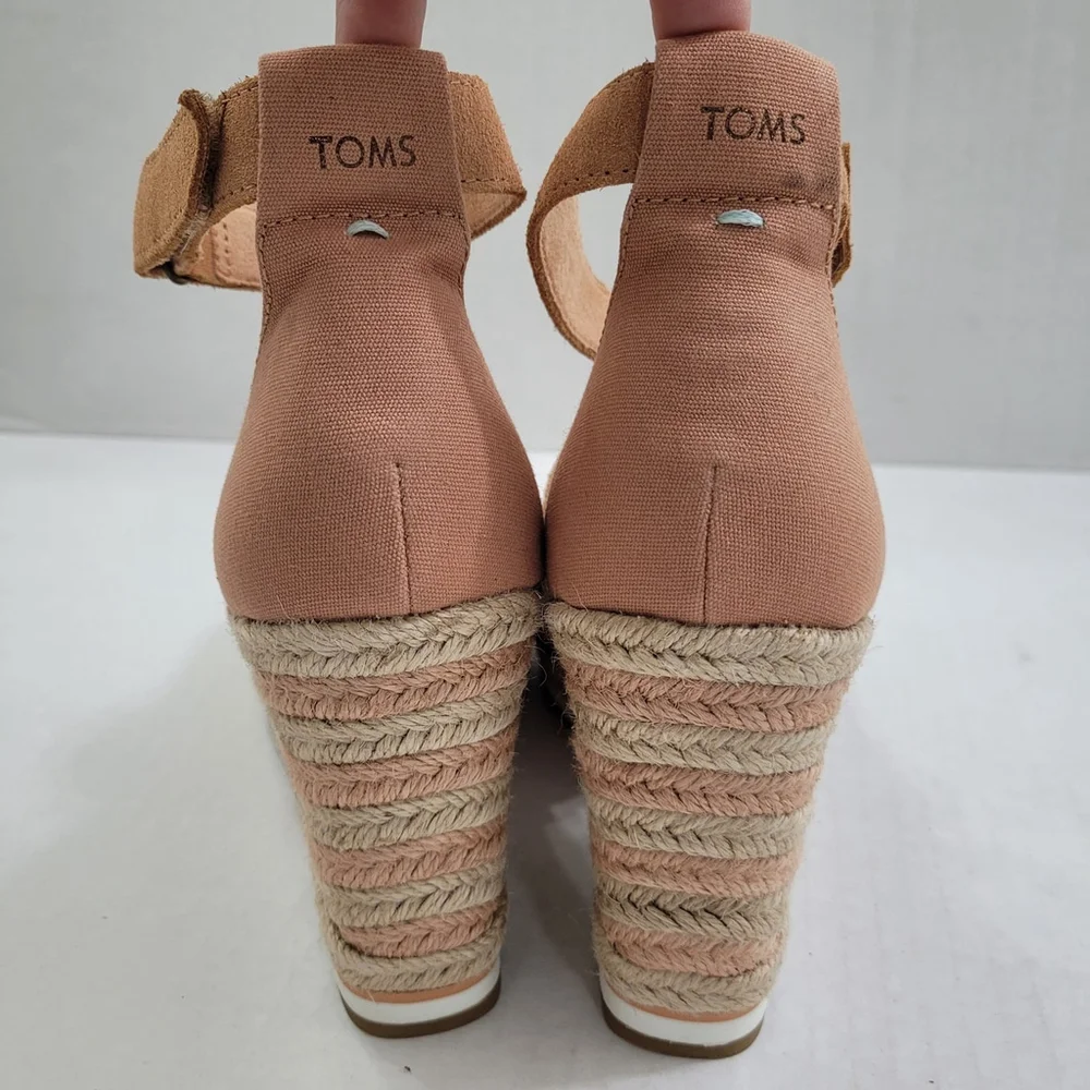 Toms Marisol Suede/Canvas Espadrille Wedge Sandals Sandy Beige Size 9 - NWOT